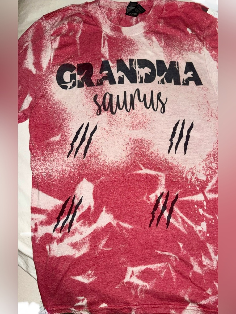 🦖 🦕 Grandma-saurus 🦖 🦕 - Picture 2 of 3